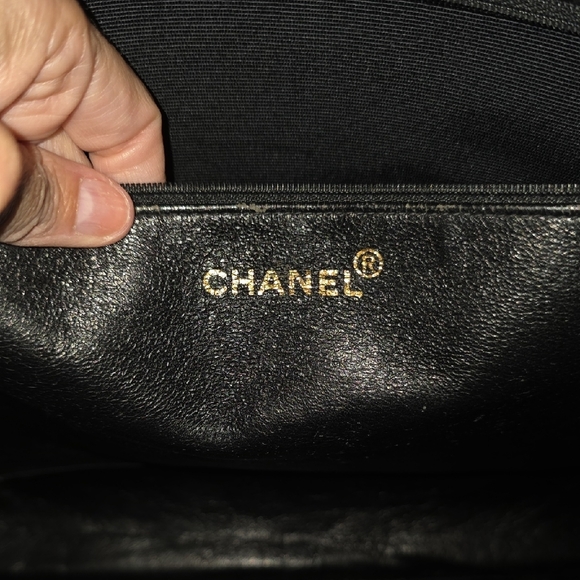 Chanel Black Caviar Leather Tote Bag (Entrupy COA INCLUDED) - Picture 16 of 17